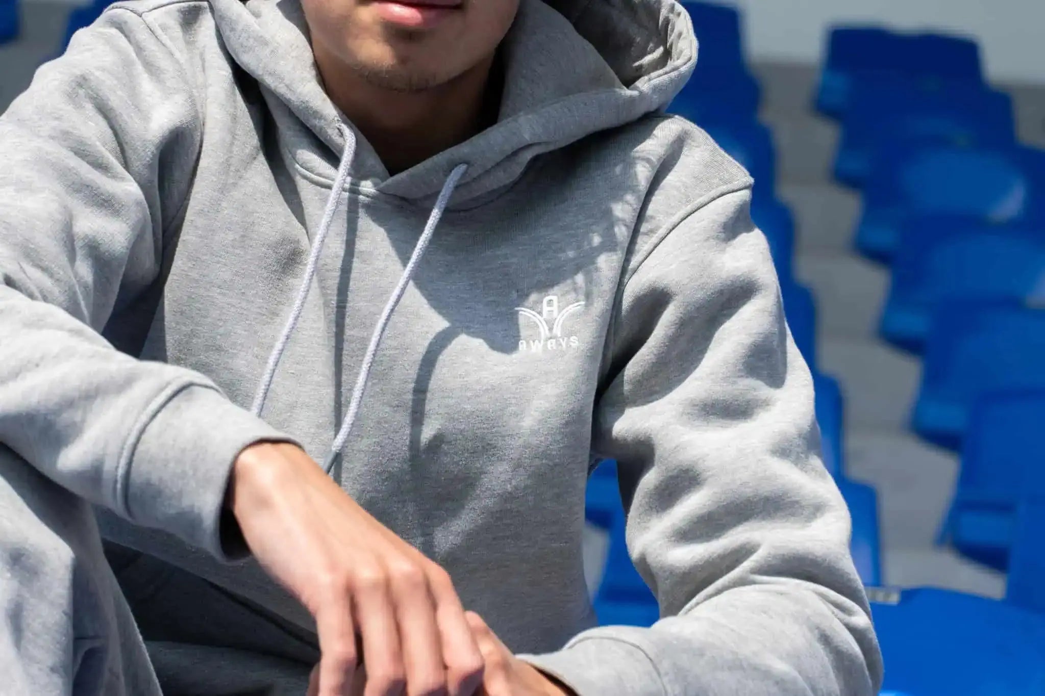 Collection Everest - Aways : Sweat à capuche, Sweat col rond, Bas de survêtement, T-shirt et Short