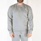 Sweat col rond Aways Everest gris porté  – vue de face